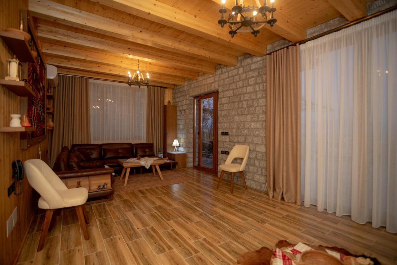 Old House Hotel Canaj Exterior foto