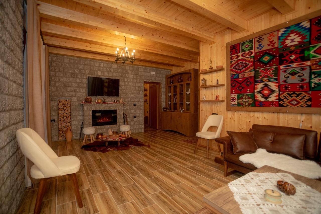 Old House Hotel Canaj Exterior foto